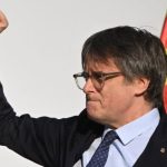 Barcelona police seek for Catalan separatist chief Carles Puigdemont