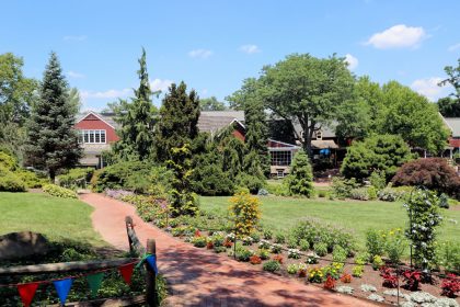 Summer time Enjoyable, Meals, and Buying at Peddler’s Village